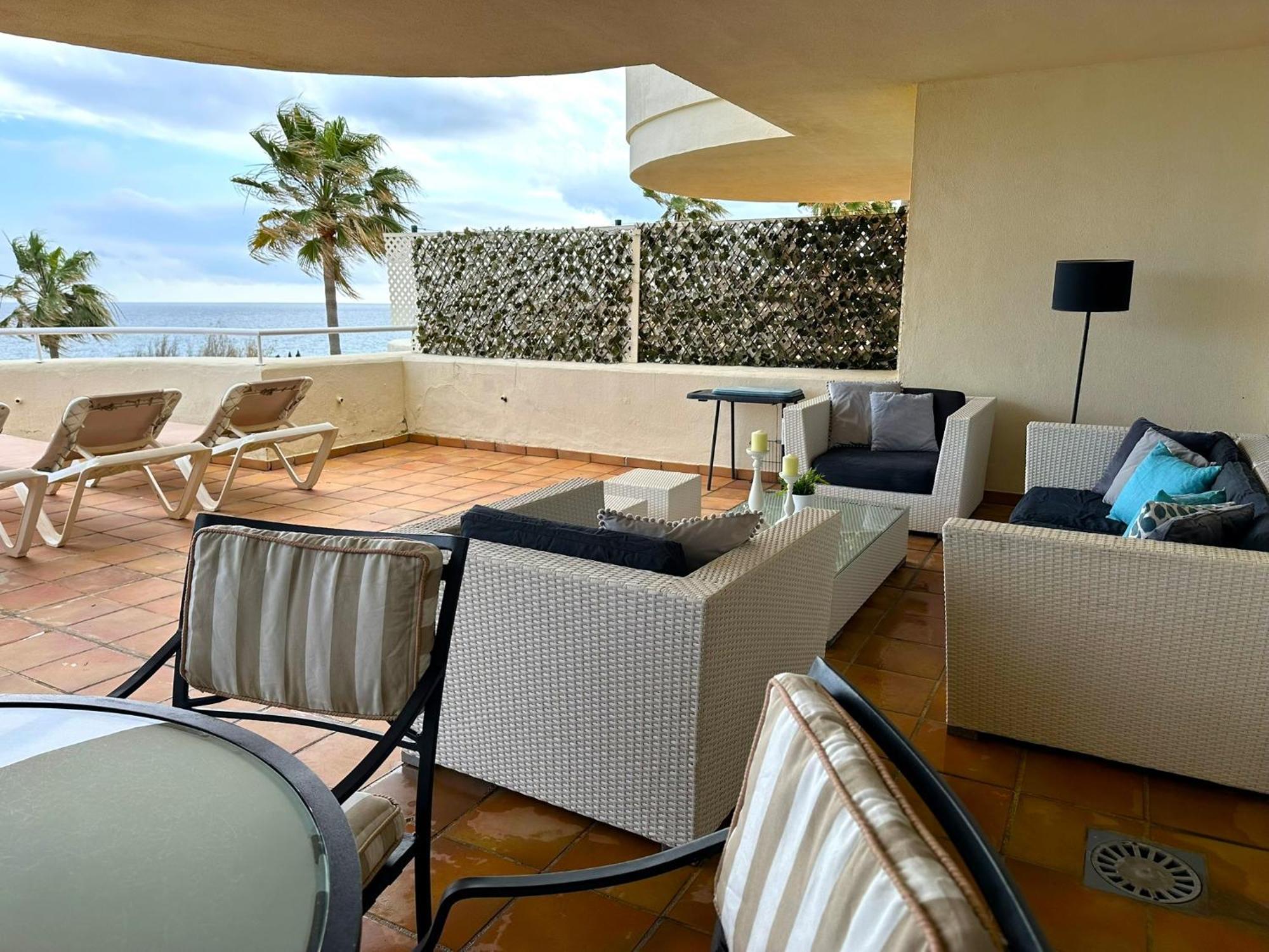 Apartments Bermuda Beach เอสเตโปนา ภายนอก รูปภาพ