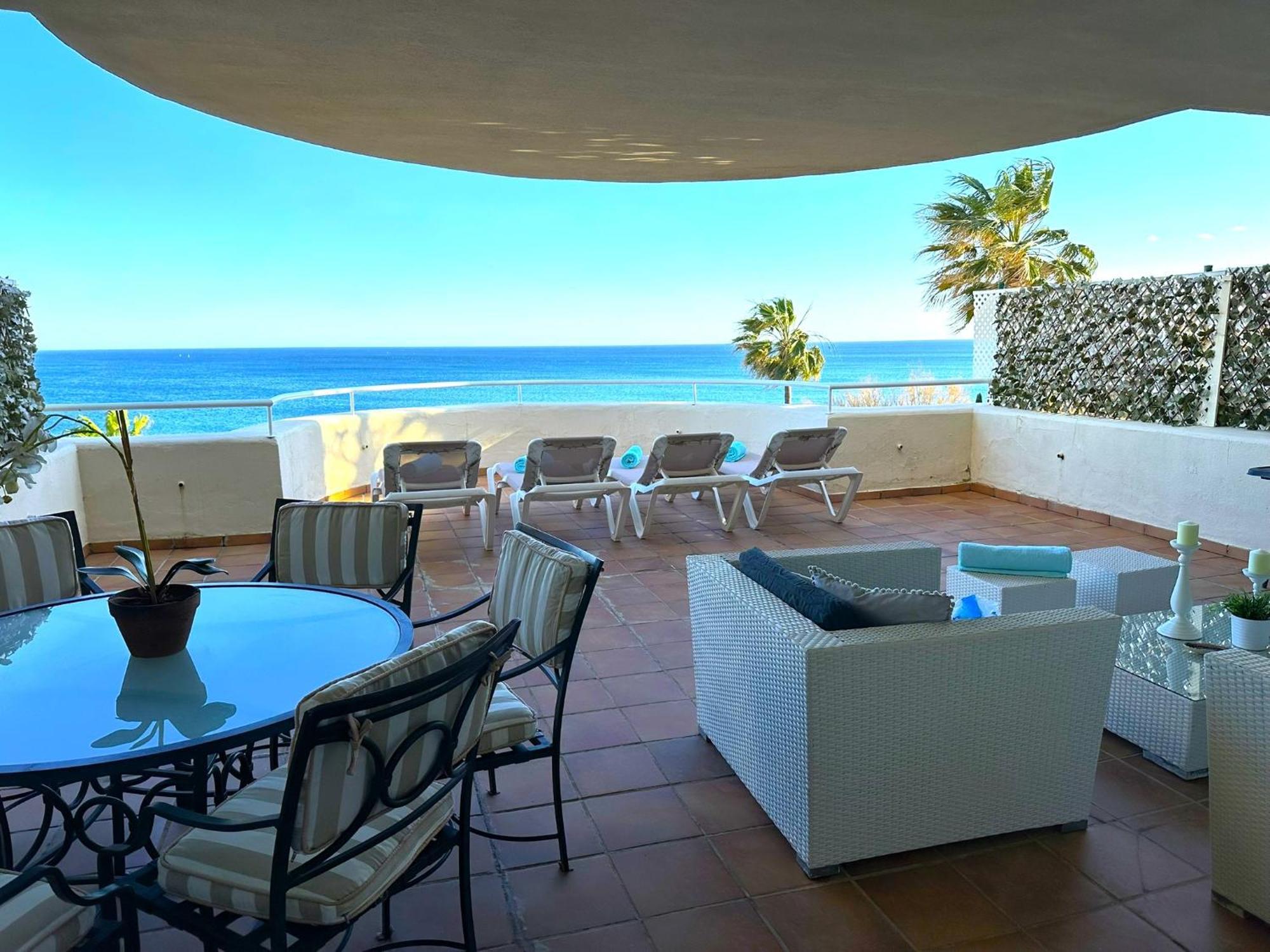 Apartments Bermuda Beach เอสเตโปนา ภายนอก รูปภาพ
