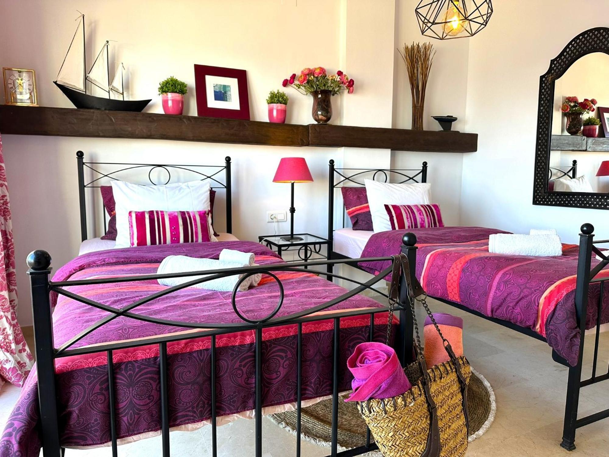 Apartments Bermuda Beach เอสเตโปนา ภายนอก รูปภาพ