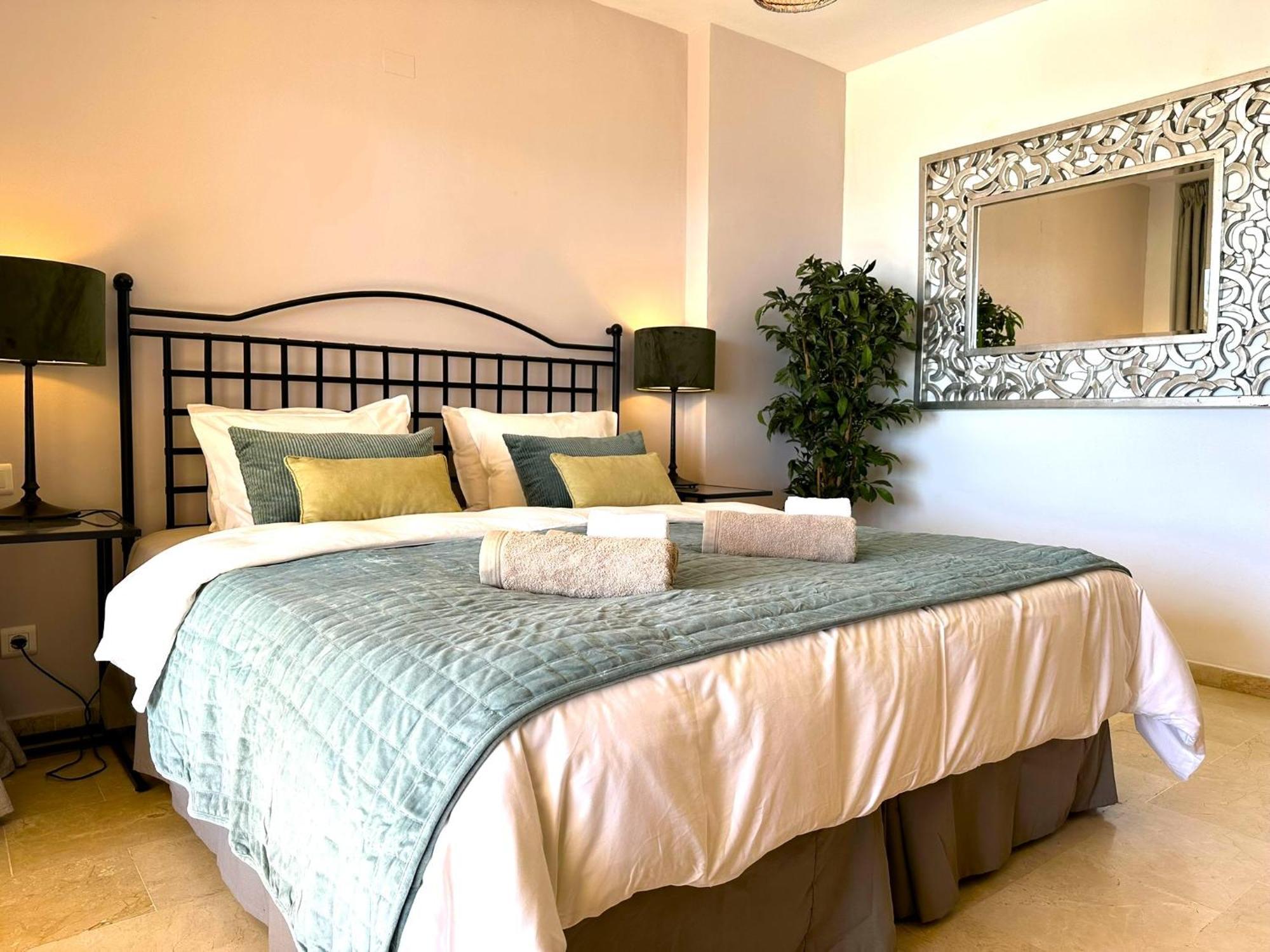 Apartments Bermuda Beach เอสเตโปนา ภายนอก รูปภาพ
