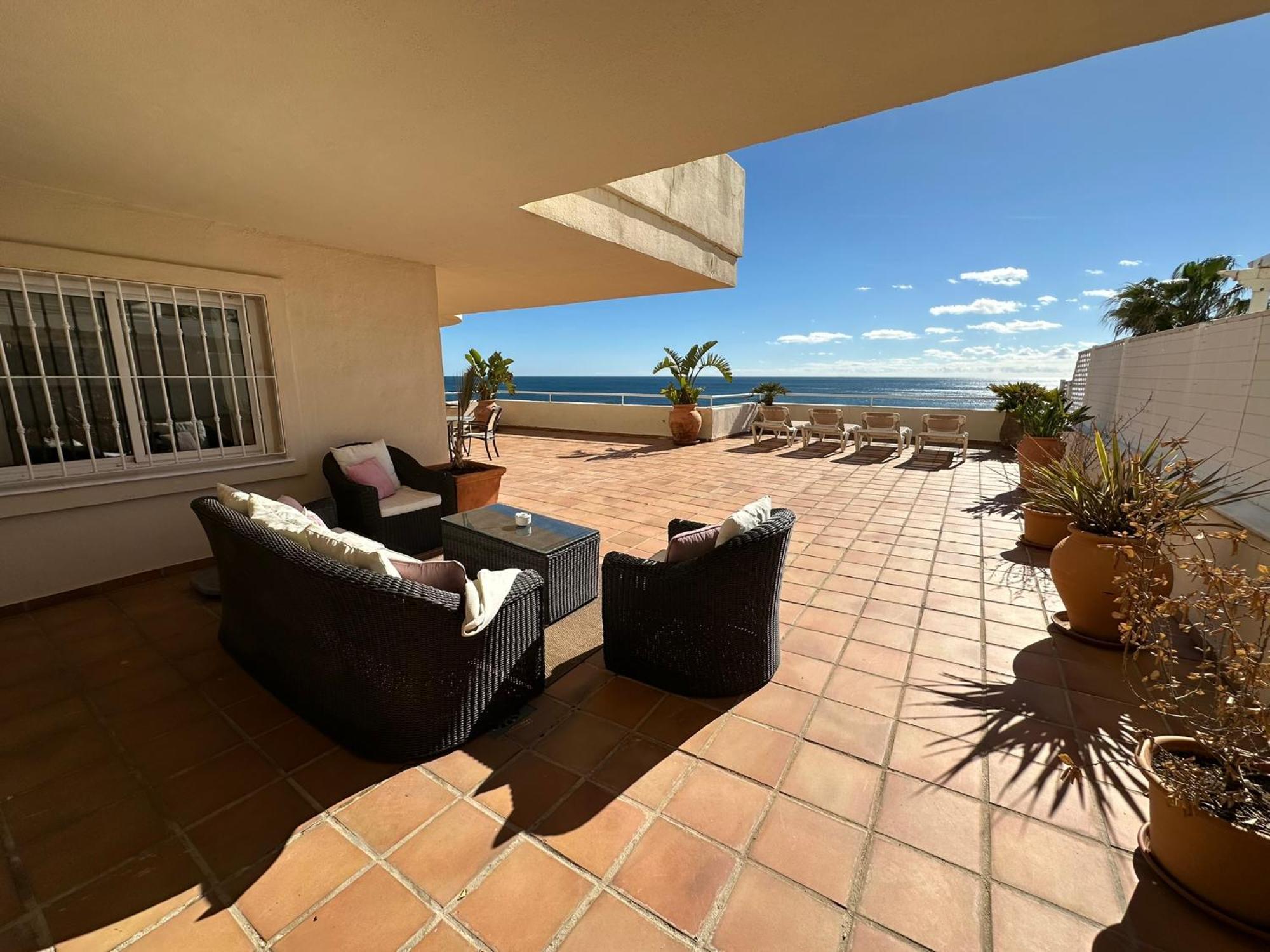 Apartments Bermuda Beach เอสเตโปนา ภายนอก รูปภาพ