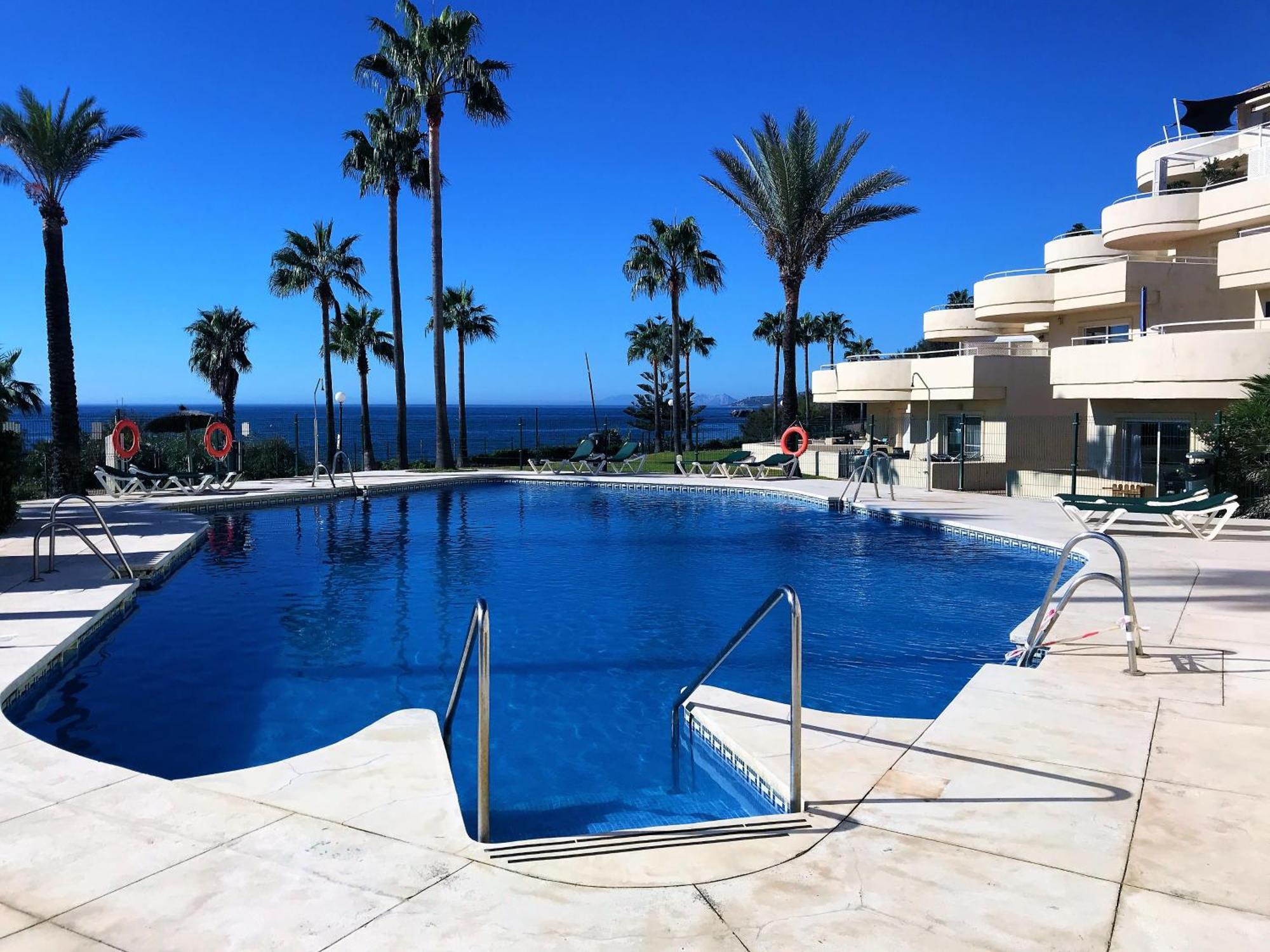 Apartments Bermuda Beach เอสเตโปนา ภายนอก รูปภาพ